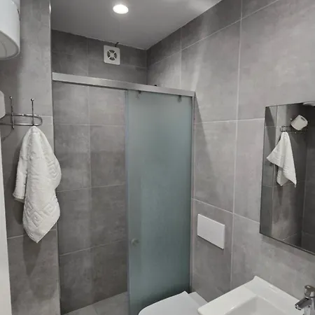 Appart hôtel Alcani Shëngjin