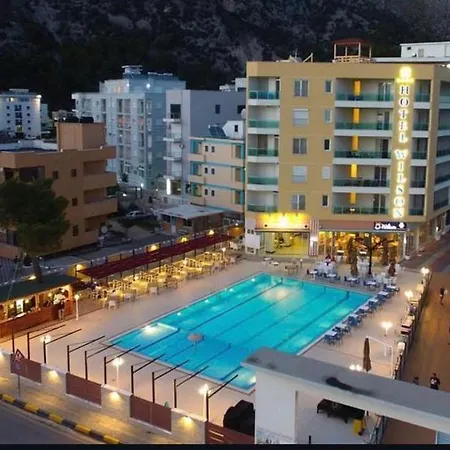 Aparthotel Alcani *